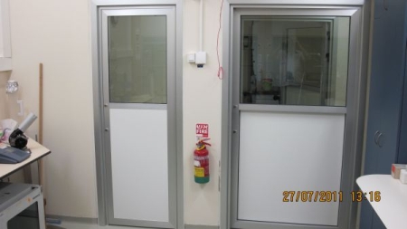 דלתות מעבדה