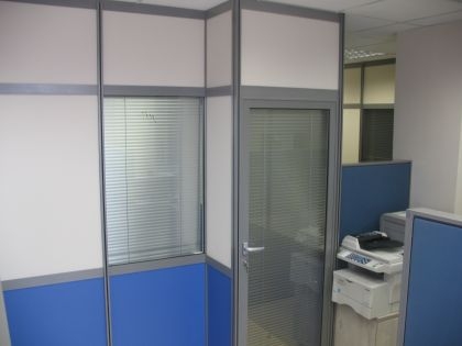 מחיצה ריצפה תקרה
