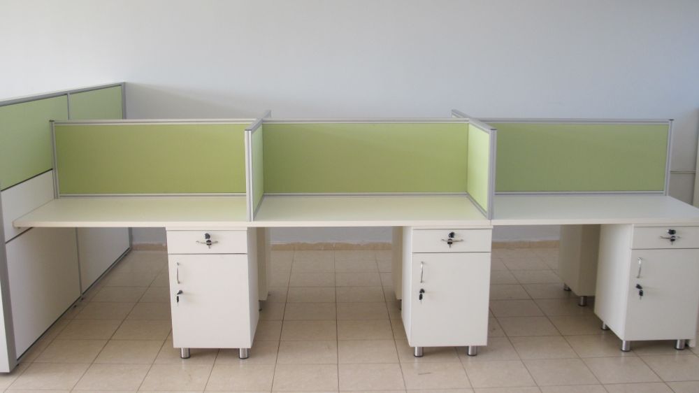 מחיצות לבית ספר