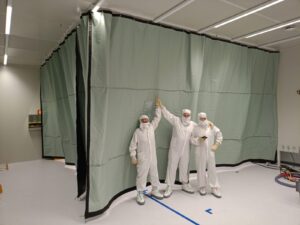 וילון החשכה לחדר נקי